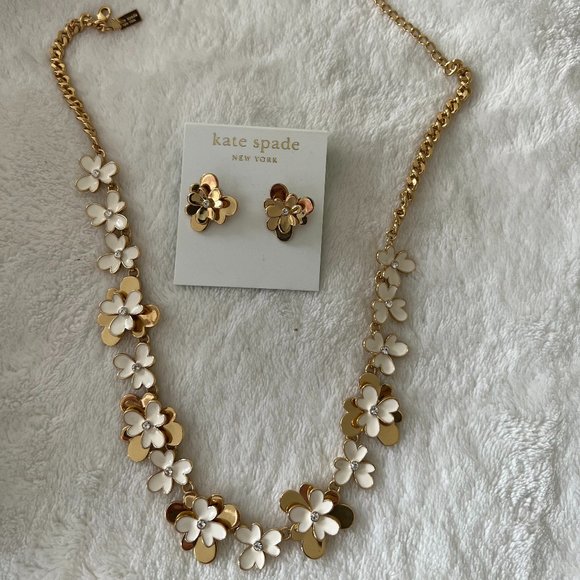 kate spade gold and white flower floral necklace and earrings set nwt and nwot - Picture 1 of 9